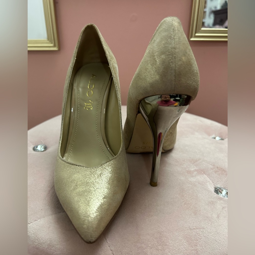 Aldo Women's Shimmering Tan Heels